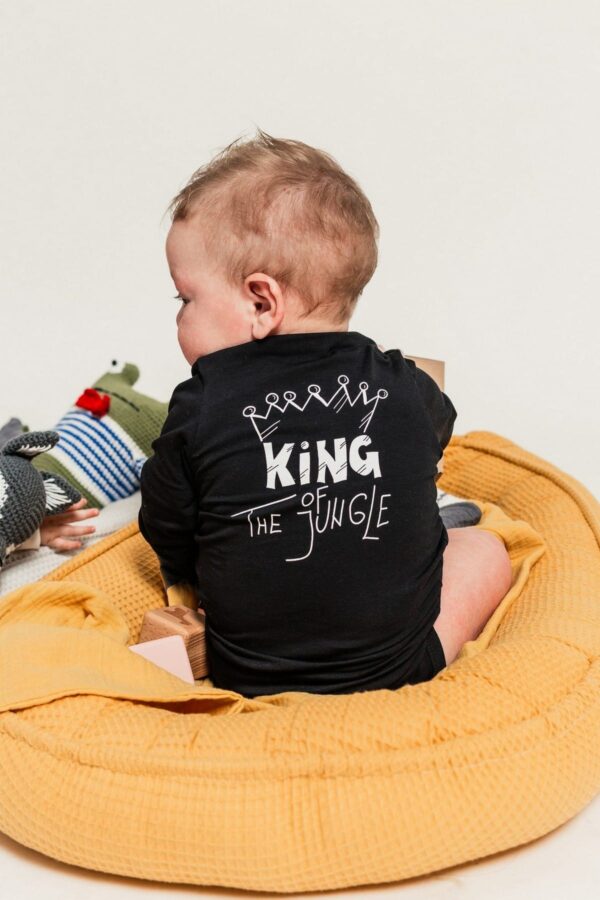 Beba bodi Jungle King of the jungle