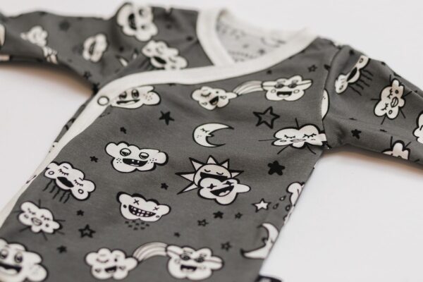 Beba bodi preklop Clouds Pattern