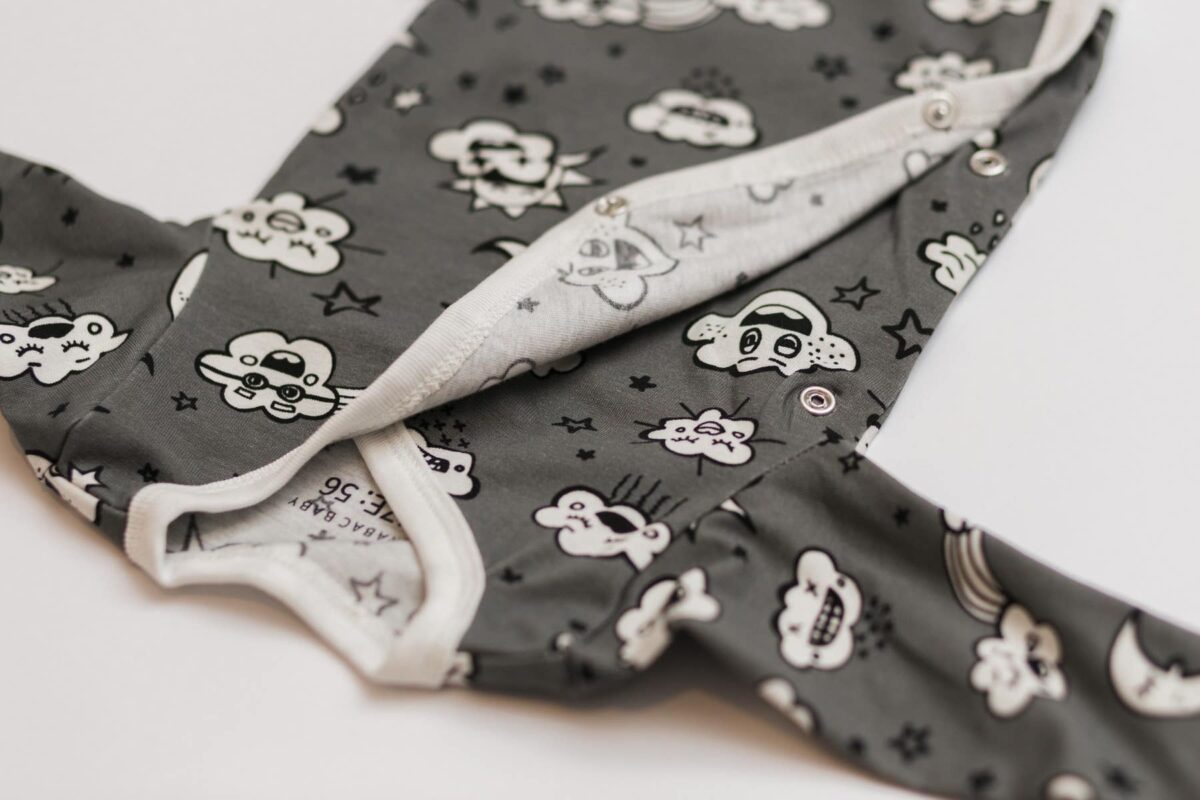Beba bodi preklop Clouds Pattern