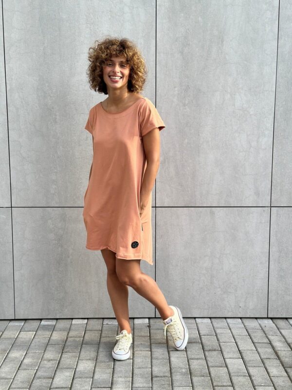 Haljiina gola leđa Amber blonde