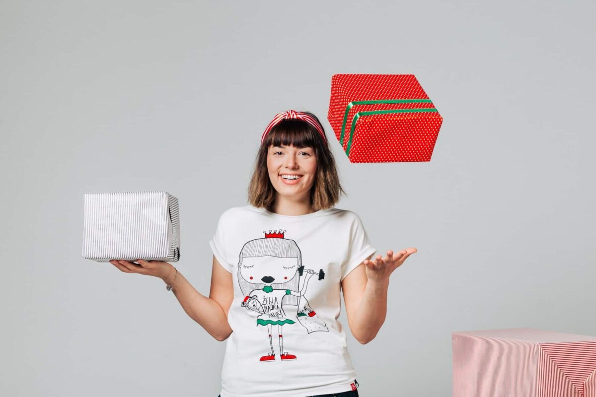 T-shirt "Žena majka kraljica"