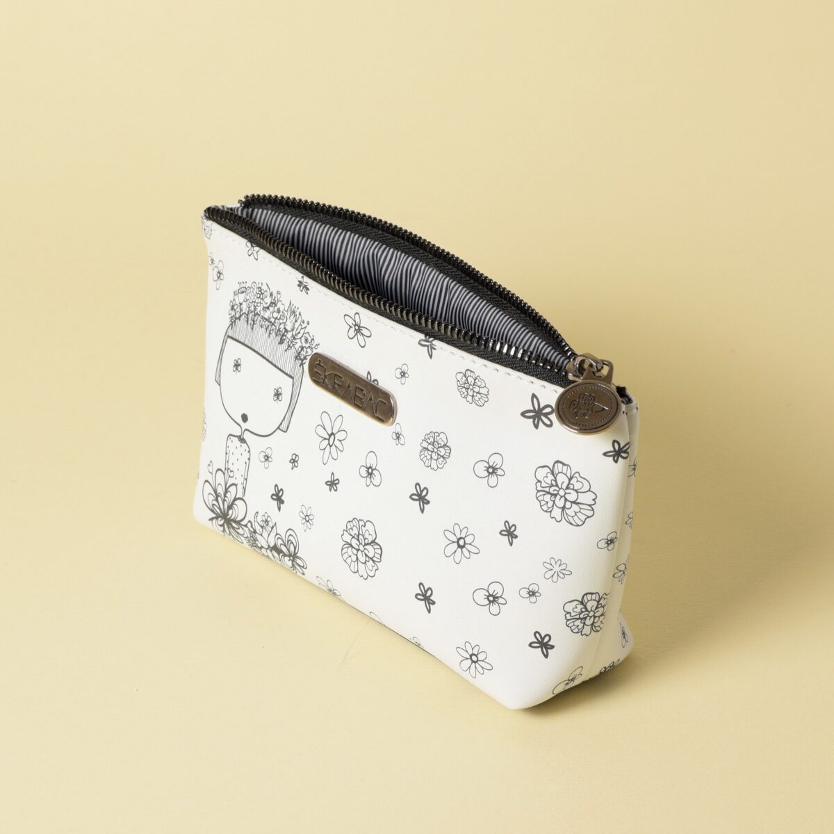 Makeup Bag "Cvetam s godinama"