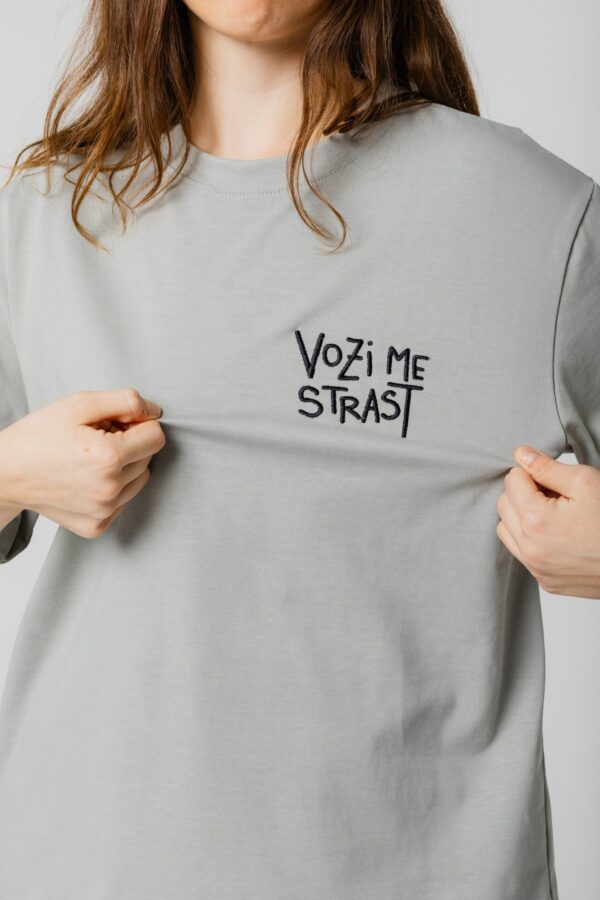 Oversize majica Vozi me strast