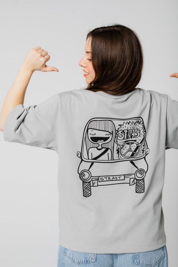 Oversize majica Vozi me strast