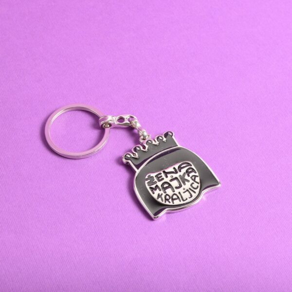 Privezak Žena majka kraljica